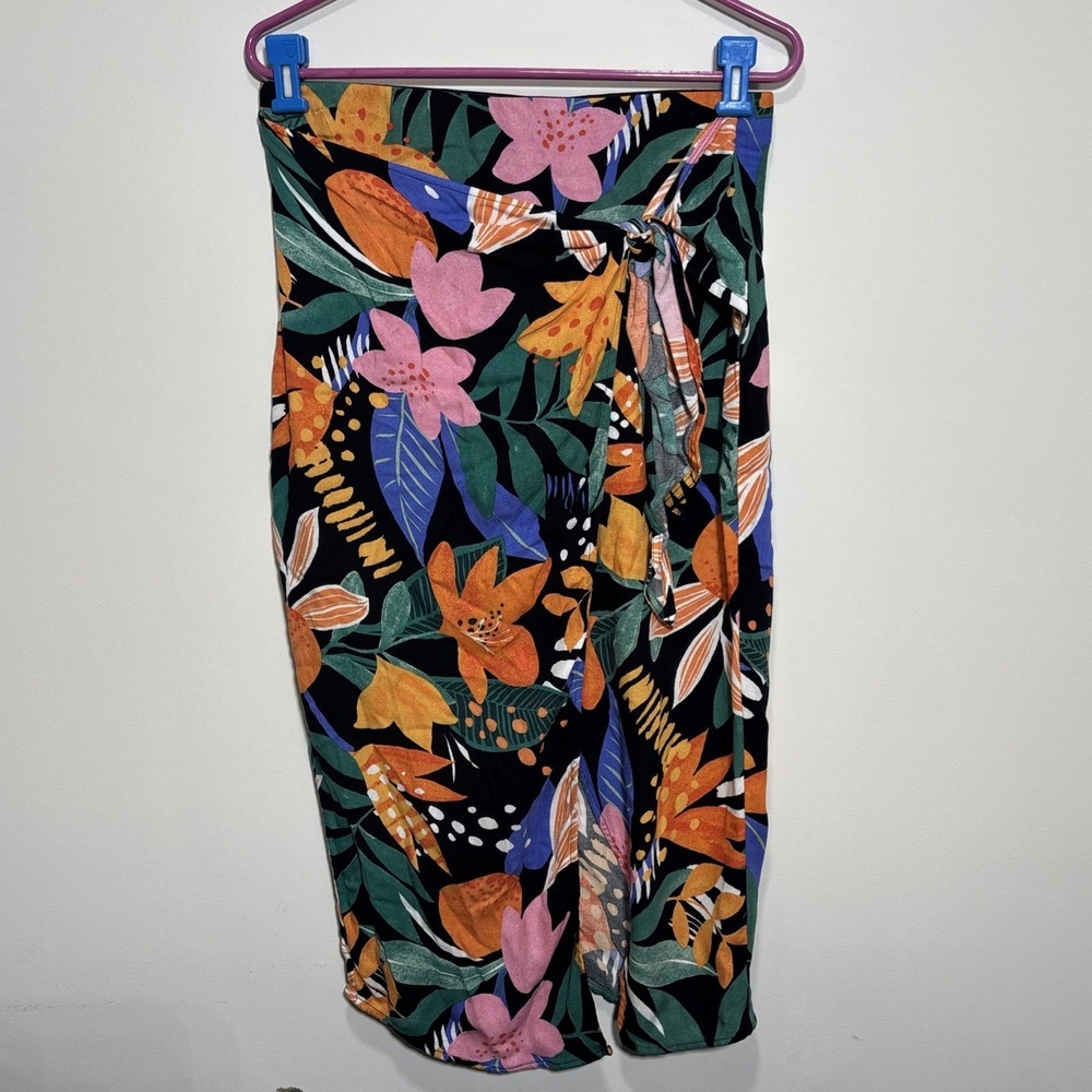 Sweet water Surf Shop Sarong Skirt Black Floral Tie Lightweight Beach Coverup Lg